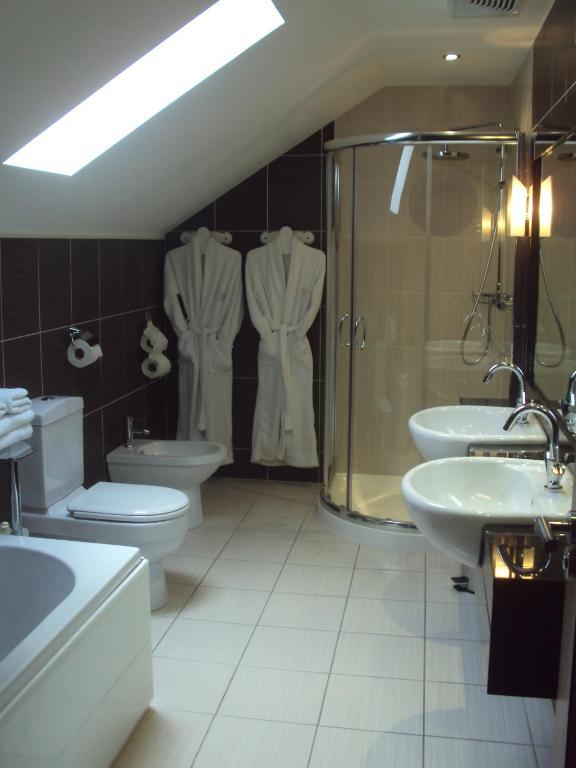 Causeway Lodge บุชมิลส์ ห้อง รูปภาพ
